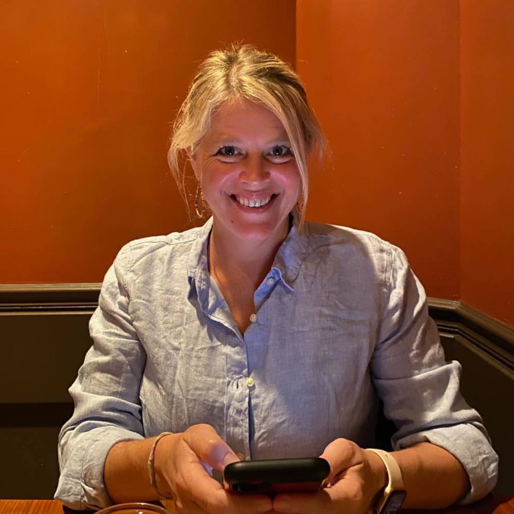 Meet your Posher, Holly